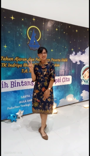 Dorothea Live Nawangsih, S. Pd.